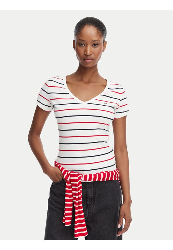 Tommy Jeans T-Shirt DW0DW17385 Biały Slim Fit. Kolor: biały. Materiał: bawełna