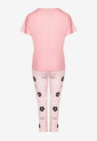 Born2be - Różowy Komplet Piżamowy z Motywem Kwiatowym Spodnie i T-shirt Milossa. Kolekcja: plus size. Kolor: różowy. Długość: krótkie. Wzór: kwiaty