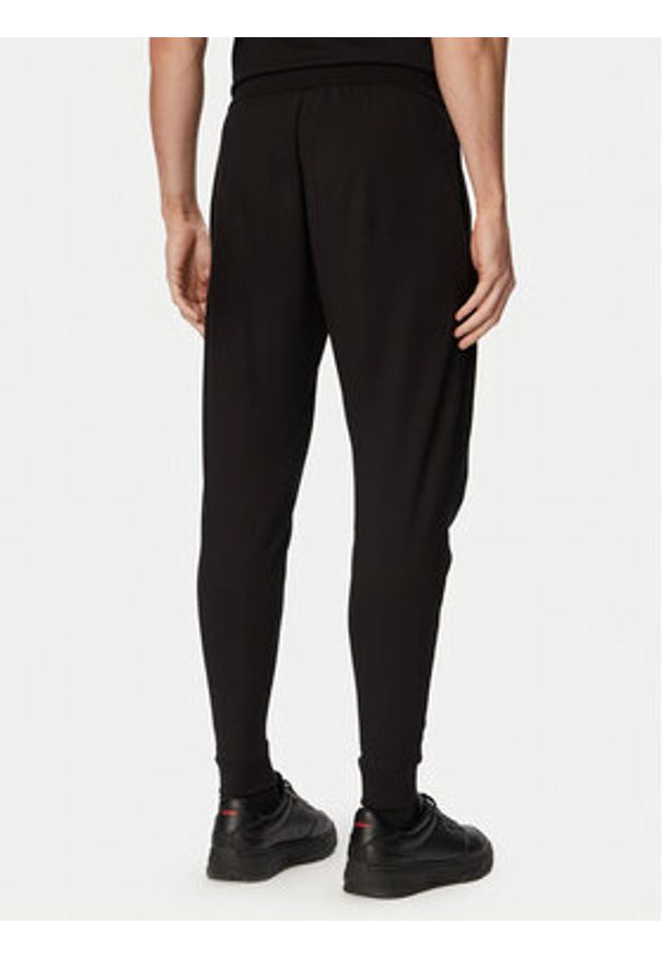 BOSS Spodnie dresowe Authentic 50554784 Czarny Regular Fit. Kolor: czarny. Materiał: bawełna