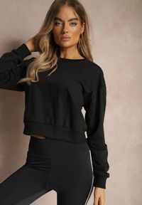 Renee - Czarna Bluza z Bawełną ze Ściągaczami przy Rękawach i w Pasie Alberia. Kolor: czarny. Materiał: bawełna. Długość rękawa: długi rękaw. Długość: długie #5