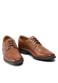 Clarks Półbuty Tilden Plain 261300977 Brązowy. Kolor: brązowy. Materiał: skóra #5