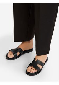 Gino Rossi Klapki ELLE-E25-27281 Czarny. Kolor: czarny. Materiał: skóra #6