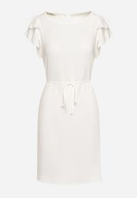 Born2be - Biała Trapezowa Sukienka z Krótkim Rękawem z Falbankami Wiązana Cienkim Paskiem Rissalia. Typ kołnierza: kołnierz z falbankami. Kolor: biały. Długość rękawa: krótki rękaw. Typ sukienki: trapezowe. Styl: klasyczny #5