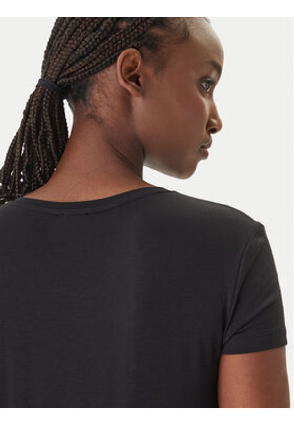 Emporio Armani T-Shirt EW000409 AF19024 UC001 Czarny Regular Fit. Kolor: czarny. Materiał: bawełna