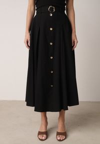 Born2be - Czarna Spódnica Rozkloszowana z Bawełną i Paskiem oraz Kieszniami Jorlea. Okazja: na co dzień. Kolor: czarny. Materiał: bawełna. Sezon: lato. Styl: casual, elegancki, boho, klasyczny #5