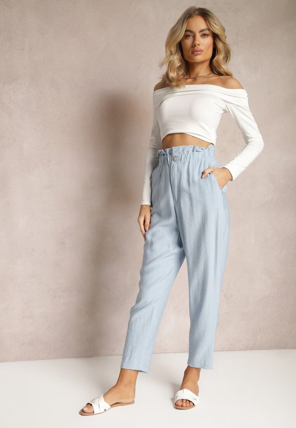 Renee - Jasnoniebieskie Klasyczne Spodnie z Elastyczną Talią Paper Bag Targea. Stan: podwyższony. Kolor: niebieski. Styl: klasyczny