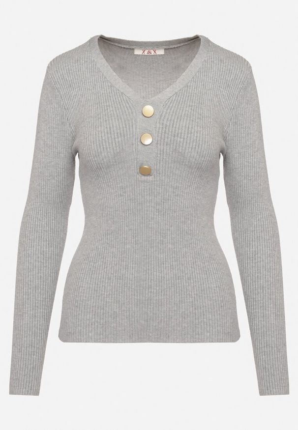 Born2be - Szary Sweter z Bawełną z Prążkowanego Materiału Ozdobiony Guzikami Zinfera. Okazja: na co dzień. Typ kołnierza: dekolt w serek. Kolor: szary. Materiał: materiał, prążkowany, bawełna. Wzór: aplikacja. Styl: casual, klasyczny