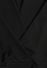 Renee - Czarny Kombinezon z Kopertowym Dekoltem Ivemie. Okazja: na co dzień, na imprezę. Kolor: czarny. Materiał: wiskoza. Styl: casual, elegancki, klasyczny, wizytowy #4