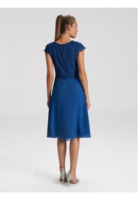 Swing Sukienka koktajlowa 5AF06400 Niebieski Regular Fit. Kolor: niebieski. Materiał: syntetyk. Styl: wizytowy