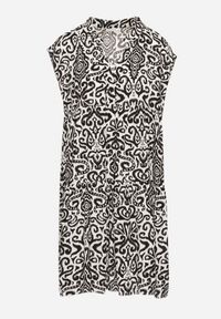 Born2be - Czarna Bawełniana Sukienka o Rozkloszowanym Kroju Oversize Liravina. Okazja: na co dzień. Typ kołnierza: dekolt w serek. Kolor: czarny. Materiał: bawełna. Typ sukienki: oversize. Styl: elegancki, casual, klasyczny #4