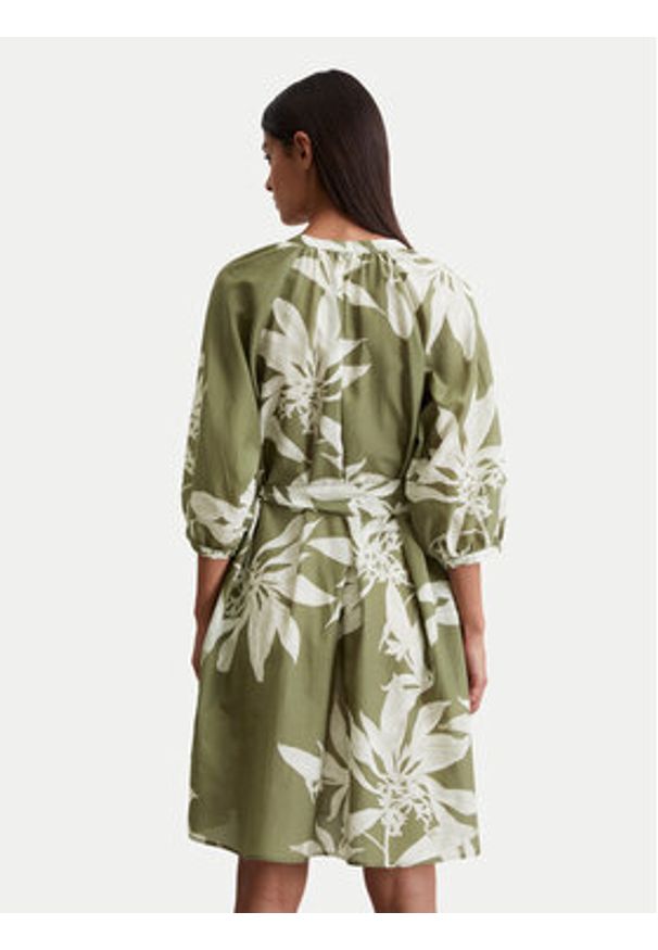 Marc O'Polo Sukienka koszulowa 506 0915 21197 Zielony Relaxed Fit. Typ kołnierza: polo. Kolor: zielony. Materiał: wiskoza, bawełna. Typ sukienki: koszulowe