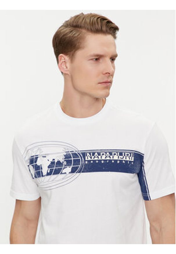 Napapijri T-Shirt S-Manta NP0A4HQH Biały Regular Fit. Kolor: biały. Materiał: bawełna