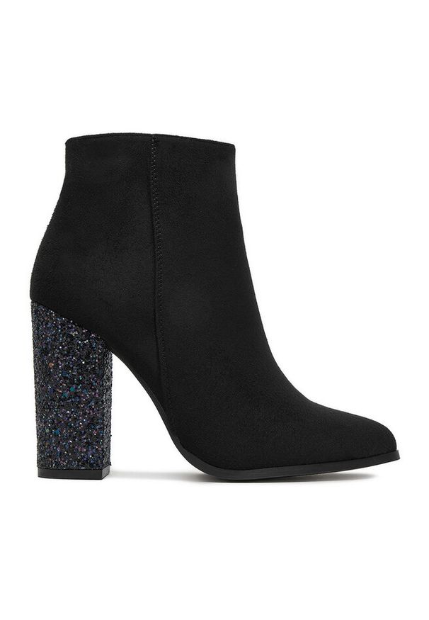 Botki DeeZee. Kolor: czarny