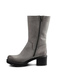 Szare Kozaki Simen Damskie Ocieplane Buty Zimowe. Okazja: na co dzień. Kolor: szary. Materiał: nubuk. Szerokość cholewki: normalna. Sezon: zima. Obcas: na obcasie. Styl: wizytowy, casual, elegancki. Wysokość obcasa: średni #7