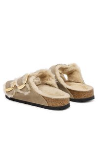 Birkenstock Klapki Arizona Big Buckle Shearling 1030384 Brązowy. Kolor: brązowy. Materiał: skóra