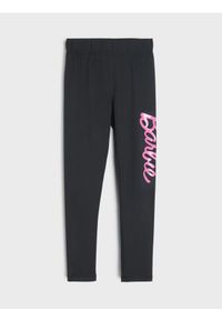 Sinsay - Legginsy Barbie - czarny. Kolor: czarny