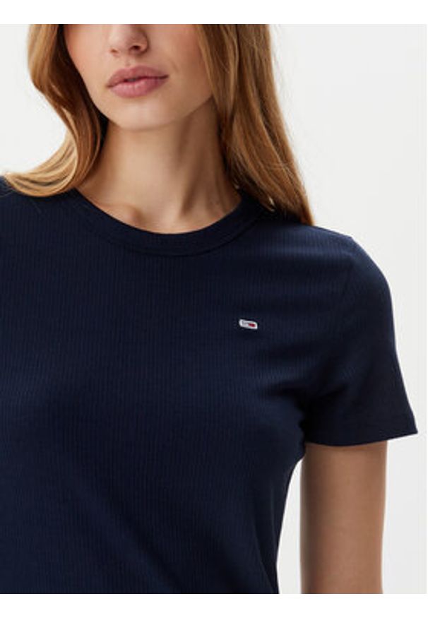Tommy Jeans Sukienka codzienna DW0DW19721 Granatowy Slim Fit. Okazja: na co dzień. Kolor: niebieski. Materiał: wiskoza. Typ sukienki: proste. Styl: casual