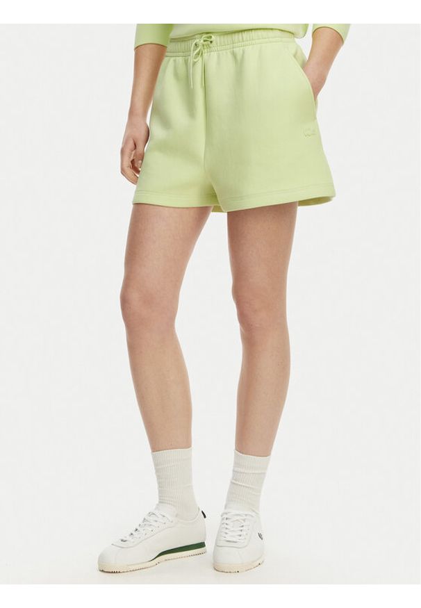 Lacoste Szorty sportowe GF9991 Zielony jasny Regular Fit. Kolor: zielony. Materiał: bawełna