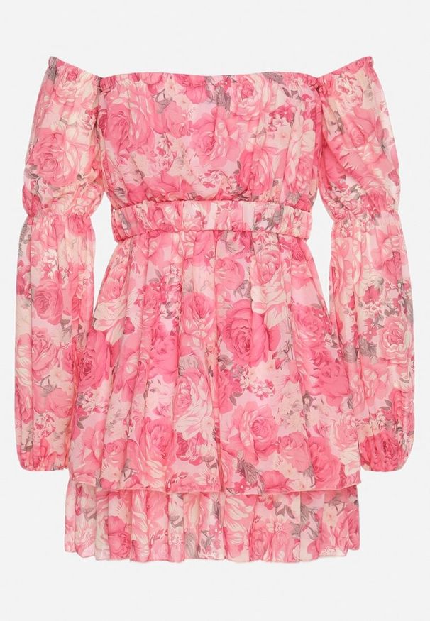 Born2be - Różowa Wiskozowa Sukienka Hiszpanka z Falbanami i Paskiem w Kwiaty Virmoi. Okazja: na co dzień, na spacer. Typ kołnierza: dekolt hiszpanka. Kolor: różowy. Materiał: wiskoza. Wzór: kwiaty. Typ sukienki: proste. Styl: casual