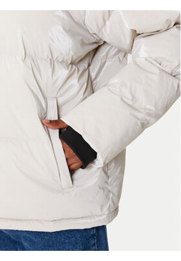 Karl Lagerfeld Jeans Kurtka zimowa A4W15020 Beżowy Regular Fit. Kolor: beżowy. Materiał: syntetyk. Sezon: zima