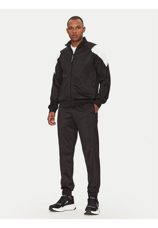 EA7 Emporio Armani Dres 7M000275 AF12449 UC001 Czarny Regular Fit. Kolor: czarny. Materiał: syntetyk, bawełna