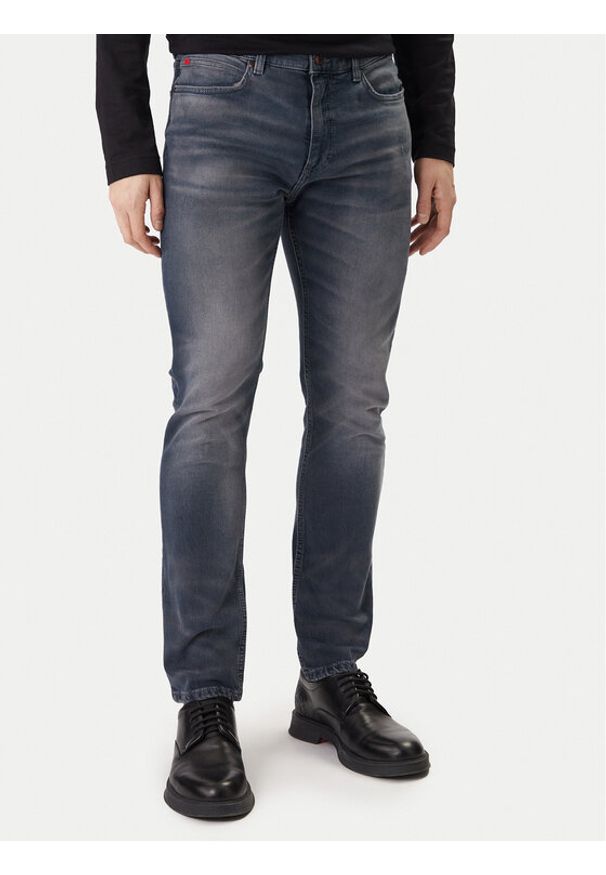 Hugo - HUGO Jeansy 50555167 Niebieski Regular Fit. Kolor: niebieski