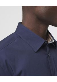 Burberry - BURBERRY - Granatowa koszula z bawełnianej popeliny. Kolor: niebieski. Materiał: bawełna. Długość rękawa: długi rękaw. Długość: długie. Wzór: haft #5