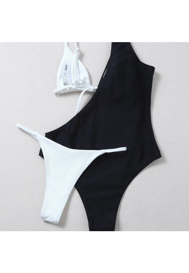 Intica - Strój kąpielowy prążkowany asymetryczny szybkoschnący Gerta. Kolor: wielokolorowy. Materiał: prążkowany. Długość: długie