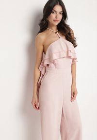 Born2be - Różowy Kombinezon Wiązany na Szyi z Metaliczną Ozdobą Tilindra. Kolor: różowy. Długość: długie. Wzór: aplikacja. Styl: klasyczny, elegancki #7