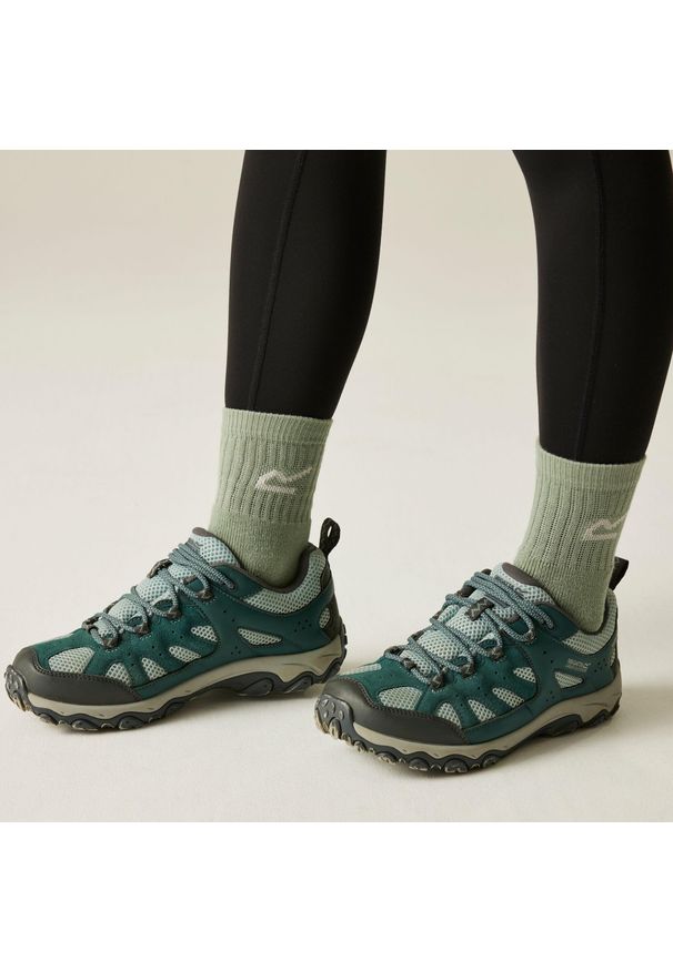 Regatta - Buty damskie trekkingowe niskie z membraną Edgepoint IV. Kolor: zielony. Materiał: syntetyk. Szerokość cholewki: normalna. Styl: sportowy