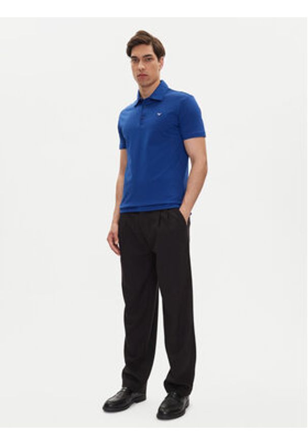Emporio Armani Polo EM000571 AF12331 UB093 Niebieski Regular Fit. Typ kołnierza: polo. Kolor: niebieski. Materiał: bawełna
