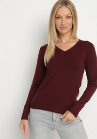 Born2be - Bordowy Sweter z Wiskozą i Dekoltem w Serek Olisela. Okazja: na co dzień. Typ kołnierza: dekolt w serek. Kolor: czerwony. Materiał: wiskoza. Styl: casual, elegancki #3
