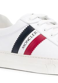 MONCLER - Białe sneakersy Ariel. Zapięcie: pasek. Kolor: biały. Wzór: paski. Sport: turystyka piesza #6