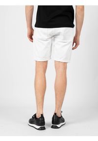 Antony Morato Szorty "Oliver" | MMSH00184-FA8900127 | Oliver | Mężczyzna | Biały. Kolor: biały. Materiał: bawełna. Wzór: aplikacja #5