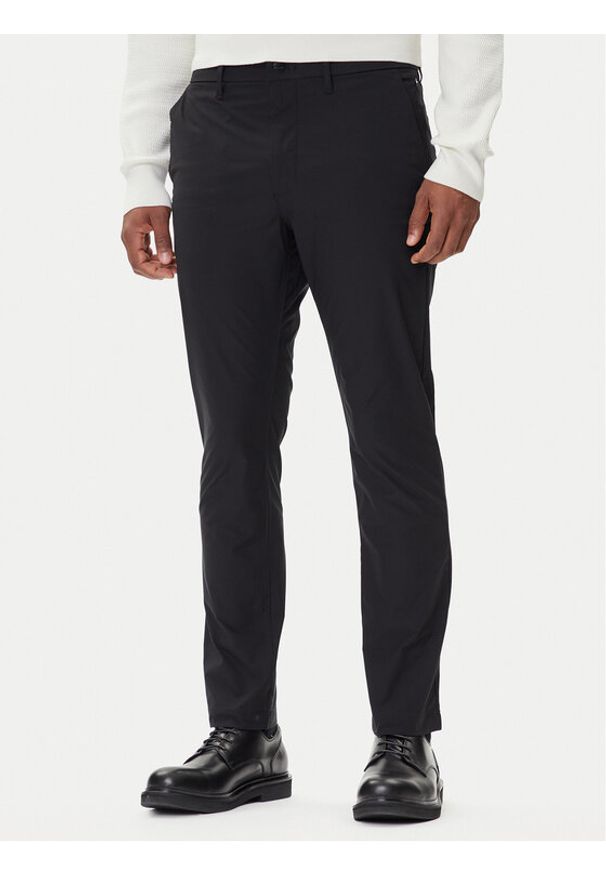 Calvin Klein Spodnie materiałowe LV04LB610G Czarny Slim Fit. Kolor: czarny. Materiał: syntetyk
