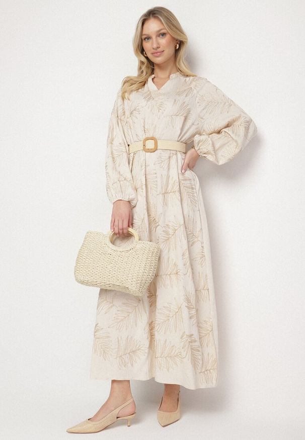 Born2be - Jasnobeżowa Wiskozowa Sukienka z Metaliczną Nicią i Haftami Norvezira. Okazja: na spacer, na co dzień. Typ kołnierza: dekolt w serek. Kolor: beżowy. Materiał: wiskoza. Długość rękawa: długi rękaw. Wzór: haft. Typ sukienki: proste. Styl: elegancki, casual