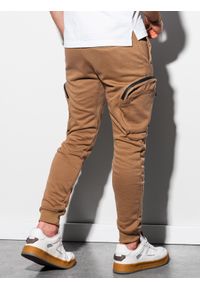 Ombre Clothing - Spodnie męskie dresowe joggery P918 - brązowe - M. Kolor: brązowy. Materiał: dresówka #5