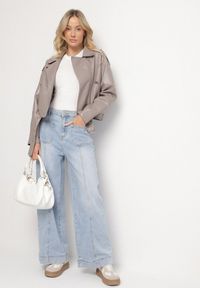 Born2be - Ciemnobeżowa Kurtka Ramoneska z Klamrami Sesariah. Okazja: na co dzień. Kolor: beżowy. Materiał: jeans. Długość rękawa: krótki rękaw. Długość: krótkie. Sezon: wiosna. Styl: casual, rockowy, elegancki #4