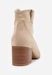 Renee - Ciemnobeżowe Botki Vices w Stylu Kowbojek na Obcasie Vertige. Zapięcie: zamek. Kolor: beżowy. Materiał: jeans. Sezon: jesień. Obcas: na obcasie. Styl: elegancki, rockowy, boho. Wysokość obcasa: średni #2