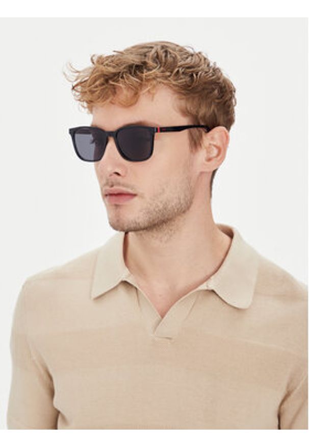 Hugo - HUGO Okulary przeciwsłoneczne 1356/S Czarny. Kolor: czarny