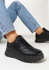 Born2be - Czarne Sneakersy Uzani. Wysokość cholewki: przed kostkę. Kolor: czarny. Materiał: skóra ekologiczna, jeans, materiał. Szerokość cholewki: normalna. Wzór: gładki. Obcas: na platformie #1