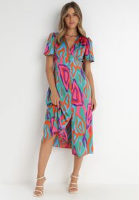 Born2be - Zielono-Różowa Sukienka Eudiche. Kolor: zielony. Wzór: nadruk, aplikacja. Sezon: lato. Długość: midi #3