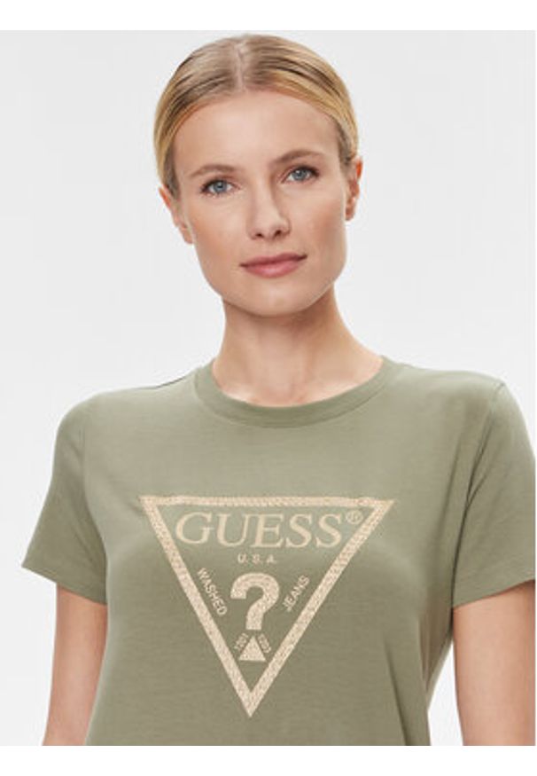 Guess T-Shirt W4RI69 J1314 Zielony Regular Fit. Kolor: zielony. Materiał: bawełna