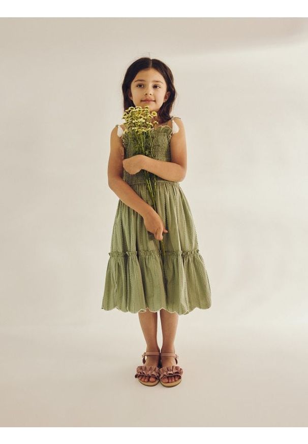 Reserved - Bawełniana sukienka na ramiączkach - oliwkowy. Kolor: oliwkowy. Materiał: bawełna. Długość rękawa: na ramiączkach