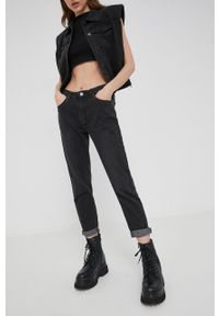 Answear Lab jeansy damskie medium waist. Kolor: czarny. Styl: wakacyjny #1