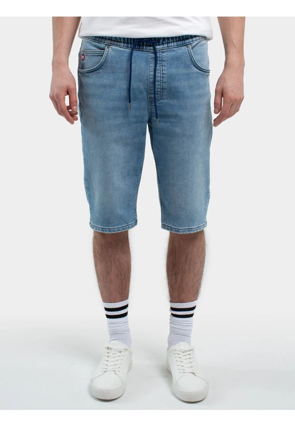Big-Star - Szorty męskie jeansowe niebieskie Parker 215. Kolor: niebieski. Materiał: jeans. Styl: klasyczny, elegancki