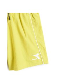 Diadora - Spodenki krótkie męskie DIADORA BEACH SHORT CHROMIA. Kolor: żółty. Długość: krótkie