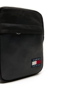 Tommy Jeans Saszetka AM0AM13316 Czarny. Kolor: czarny. Materiał: materiał #4