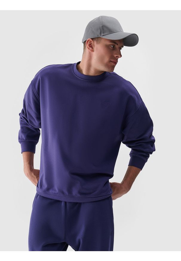 4f - 4F Bluza dresowa nierozpinana bez kaptura uniseks - granatowa XXL. Okazja: na co dzień. Typ kołnierza: bez kaptura. Kolor: niebieski. Materiał: dresówka. Wzór: gładki, ze splotem. Styl: sportowy, casual