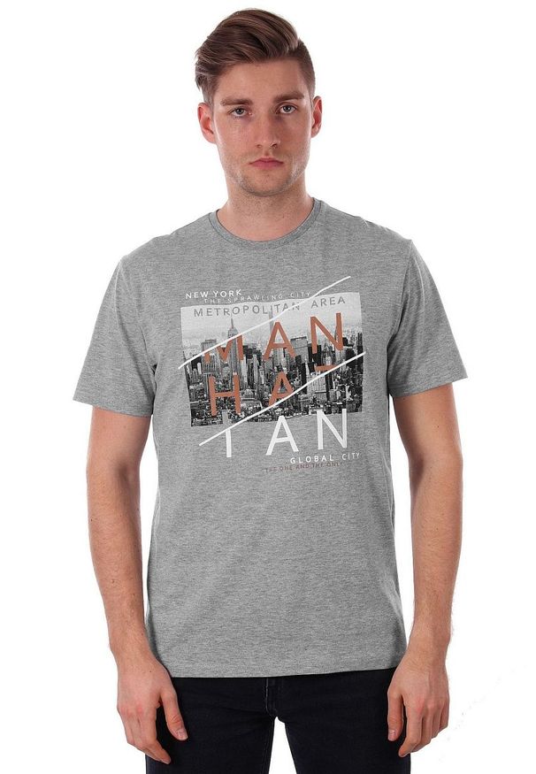 Szary t-shirt Just Yuppi na co dzień, casualowy, z krótkim rękawem